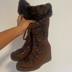 Vintage fur trim quilted wedge lace up boots.
